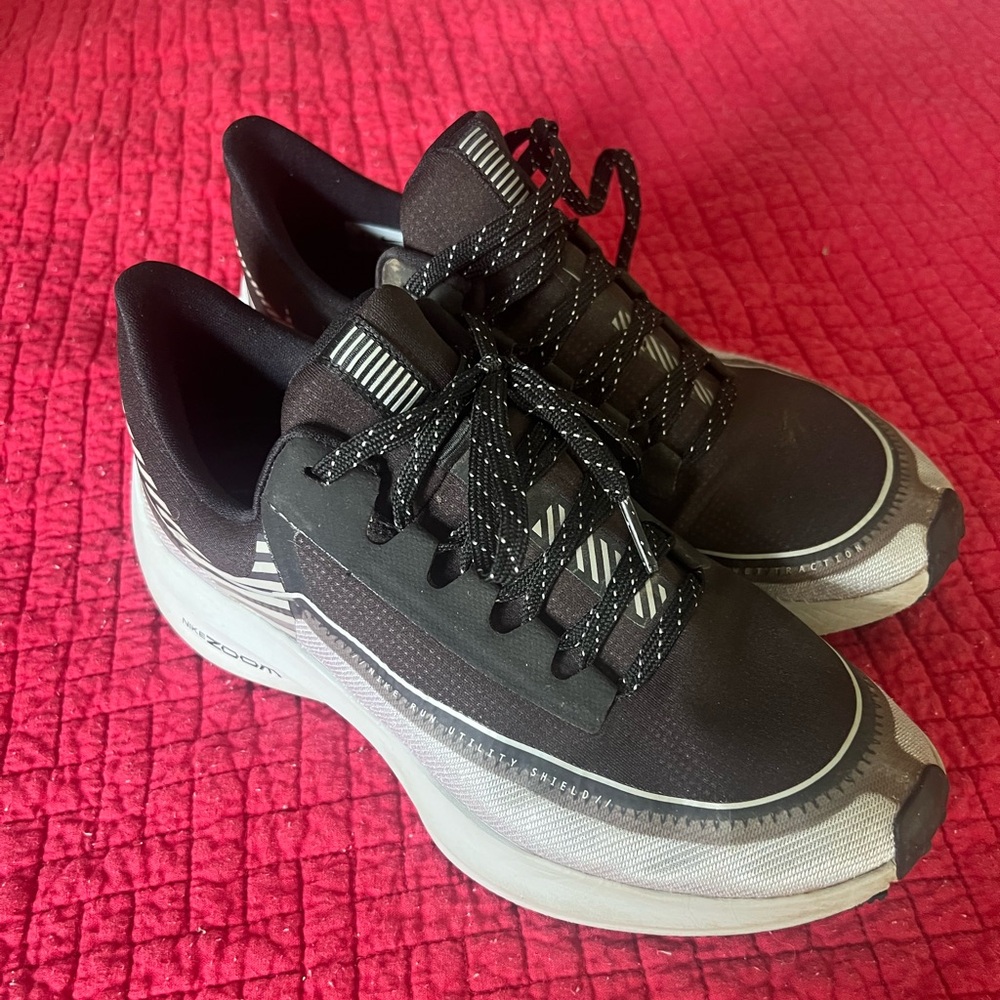 Women’s Nike Zoom Winflo Black and White Waterproof Shoes